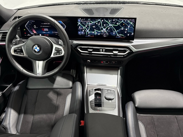 BMW Serie 3 320d color Blanco. Año 2024. 140KW(190CV). Diésel. En concesionario Auto Premier, S.A. - ALCALÁ DE HENARES de Madrid