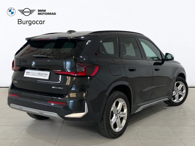 BMW X1 sDrive18d color Negro. Año 2024. 110KW(150CV). Diésel. En concesionario Burgocar (Bmw y Mini) de Burgos