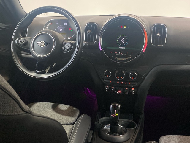 fotoG 12 del MINI MINI Countryman Cooper 100 kW (136 CV) 136cv Gasolina del 2021 en Burgos