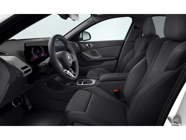 BMW Serie 1 120d color Blanco. Año 2025. 120KW(163CV). Diésel. En concesionario Ceres Motor S.L. de Cáceres