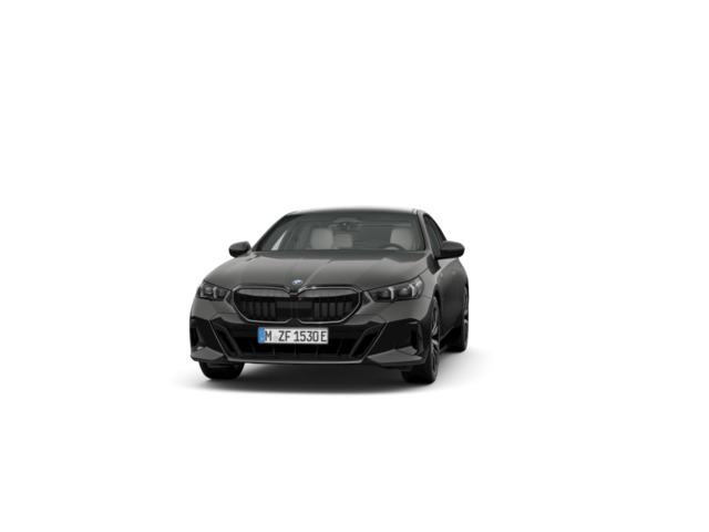 BMW Serie 5 530e color Gris. Año 2025. 220KW(299CV). Híbrido Electro/Gasolina. En concesionario Ceres Motor S.L. de Cáceres