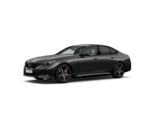 Fotos de BMW Serie 5 530e color Gris. Año 2025. 220KW(299CV). Híbrido Electro/Gasolina. En concesionario Ceres Motor S.L. de Cáceres