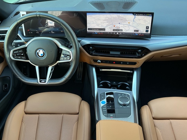 BMW i4 eDrive40 color Negro. Año 2025. 250KW(340CV). Eléctrico. En concesionario Celtamotor Vigo de Pontevedra