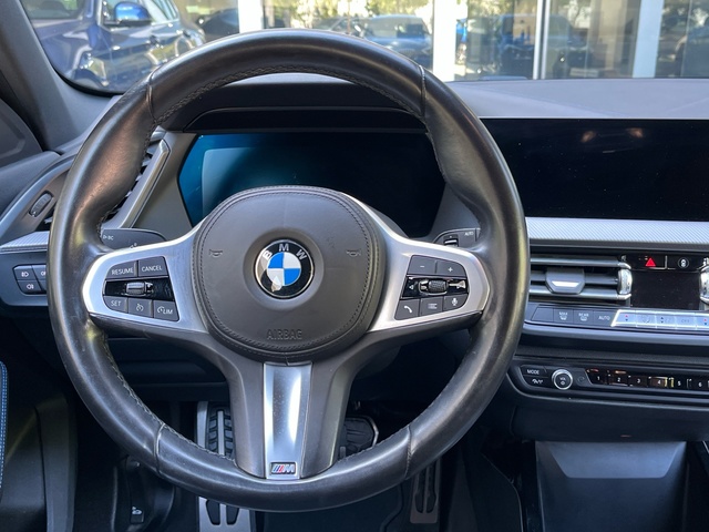 BMW Serie 1 118d color Azul. Año 2021. 110KW(150CV). Diésel. En concesionario Murcia Premium S.L. AV DEL ROCIO de Murcia