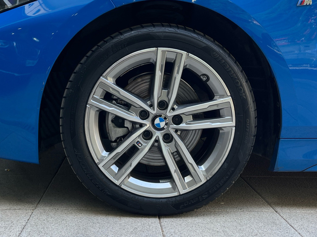 BMW Serie 1 118d color Azul. Año 2021. 110KW(150CV). Diésel. En concesionario Murcia Premium S.L. AV DEL ROCIO de Murcia