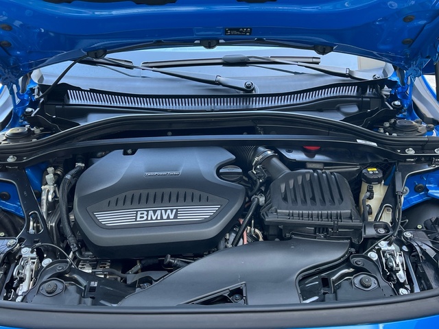 BMW Serie 1 118d color Azul. Año 2021. 110KW(150CV). Diésel. En concesionario Murcia Premium S.L. AV DEL ROCIO de Murcia