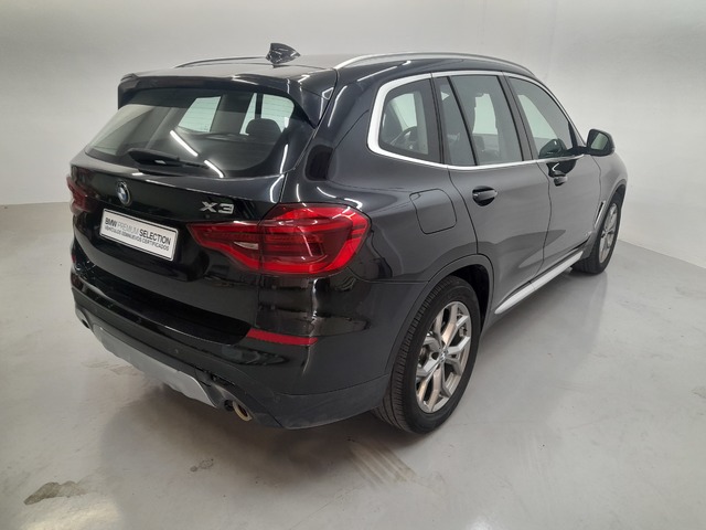 BMW X3 xDrive20d color Negro. Año 2018. 140KW(190CV). Diésel. En concesionario Cabrero Motorsport de Huesca