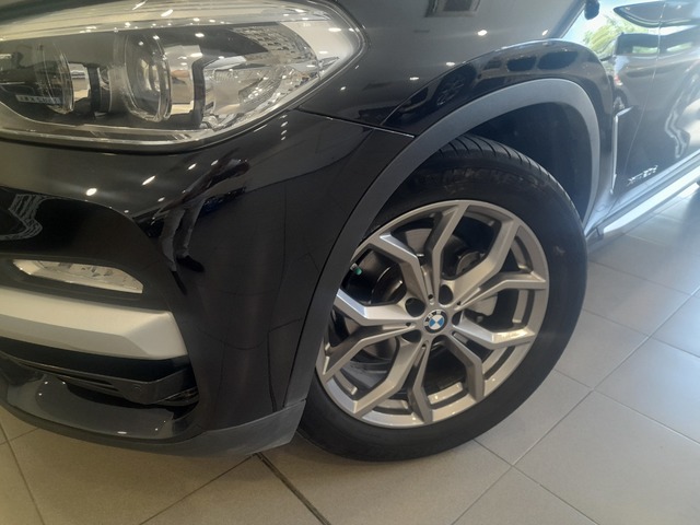 BMW X3 xDrive20d color Negro. Año 2018. 140KW(190CV). Diésel. En concesionario Cabrero Motorsport de Huesca