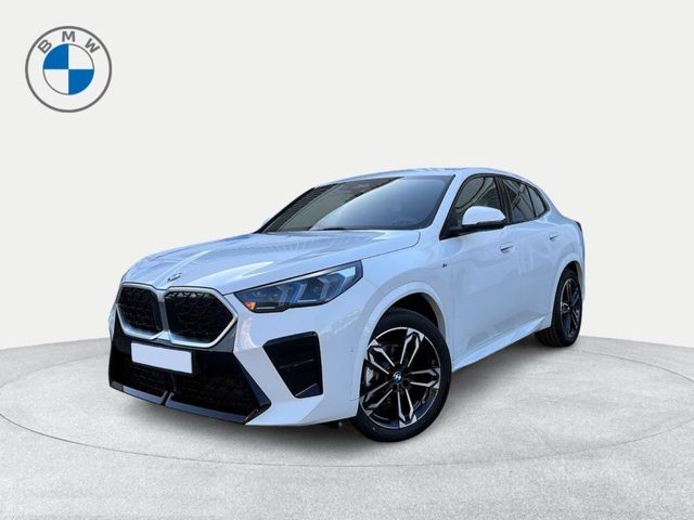 BMW X2 xDrive20d color Blanco. Año 2025. 120KW(163CV). Diésel. En concesionario Ilbira Motor | Granada de Granada