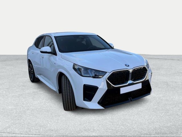 BMW X2 xDrive20d color Blanco. Año 2025. 120KW(163CV). Diésel. En concesionario Ilbira Motor | Granada de Granada