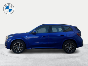 Fotos de BMW X1 xDrive30e color Azul. Año 2025. 240KW(326CV). Híbrido Electro/Gasolina. En concesionario Ilbira Motor | Granada de Granada