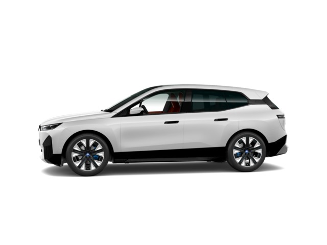 BMW iX xDrive50 color Blanco. Año 2023. 385KW(523CV). Eléctrico. En concesionario Proa Premium Palma de Baleares