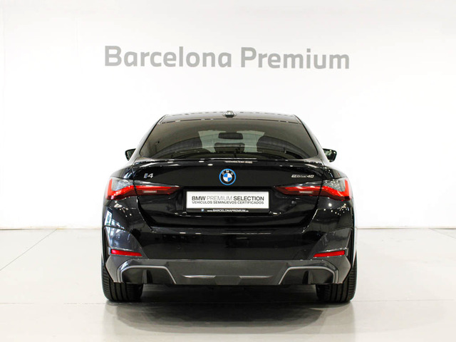 BMW i4 eDrive40 color Negro. Año 2023. 250KW(340CV). Eléctrico. En concesionario Barcelona Premium -- GRAN VIA de Barcelona