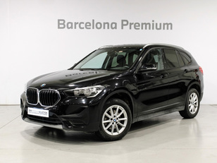 Fotos de BMW X1 sDrive18d color Negro. Año 2022. 110KW(150CV). Diésel. En concesionario Barcelona Premium -- GRAN VIA de Barcelona