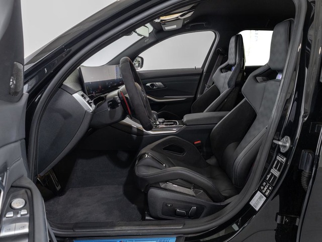 BMW M M3 Competition Touring color Negro. Año 2025. 390KW(530CV). Gasolina. En concesionario Oliva Motor Girona de Girona