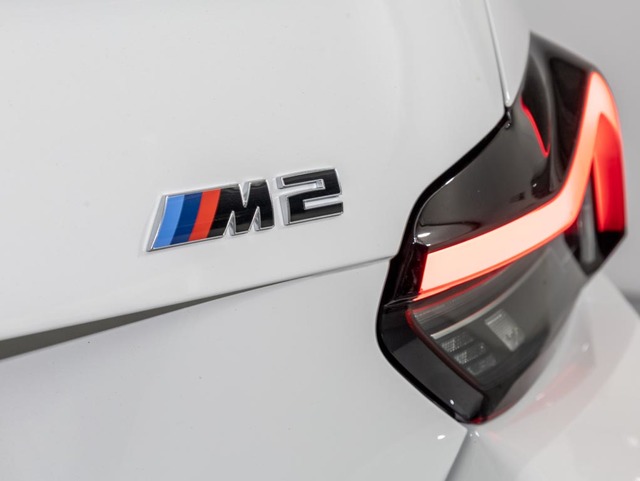BMW M M2 Coupe color Blanco. Año 2025. 353KW(480CV). Gasolina. En concesionario Oliva Motor Girona de Girona