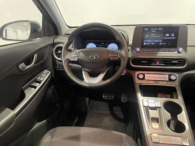 Hyundai Kona EV - 8