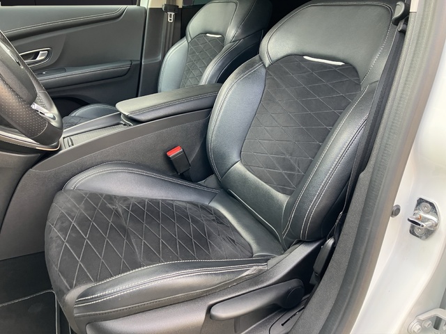Renault Grand Scenic Black Edition TCe 103 kW (140 CV) EDC