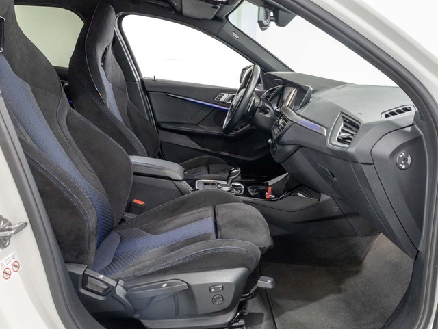 BMW Serie 1 118d color Blanco. Año 2021. 110KW(150CV). Diésel. En concesionario Oliva Motor Girona de Girona
