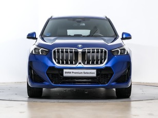 Fotos de BMW X1 xDrive30e color Azul. Año 2024. 240KW(326CV). Híbrido Electro/Gasolina. En concesionario Oliva Motor Tarragona de Tarragona