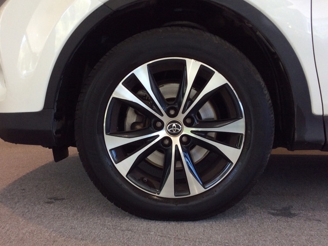 Toyota Rav4 120D Advance AWD 91 kW (124 CV)