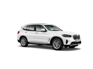 Fotos de BMW X3 xDrive20d color Blanco. Año 2024. 140KW(190CV). Diésel. En concesionario San Pablo Motor | Su Eminencia de Sevilla