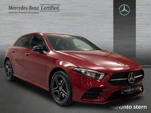 Mercedes-Benz Clase A Compacto 250 e en Barcelona