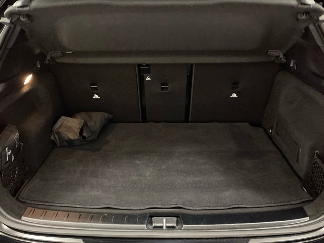 Mercedes-Benz GLA 200 D - 12