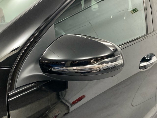 Mercedes-Benz GLA 200 D - 14