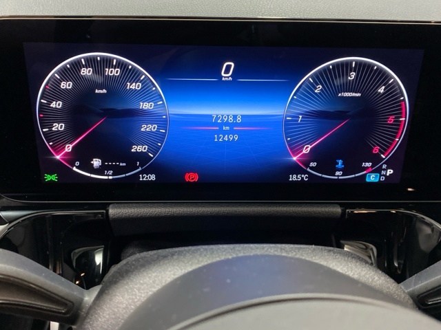 Mercedes-Benz GLA 200 D - 15