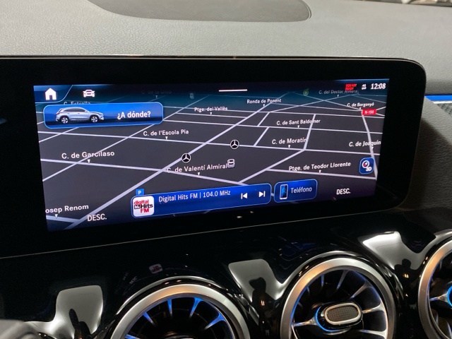 Mercedes-Benz GLA 200 D - 16