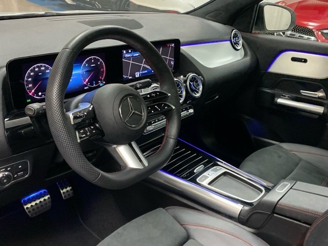 Mercedes-Benz GLA 200 D - 6