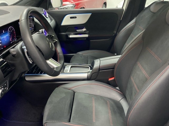 Mercedes-Benz GLA 200 D - 7