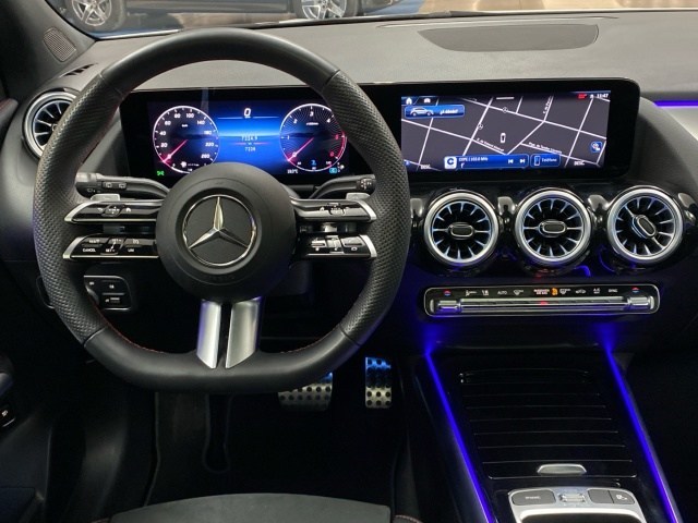 Mercedes-Benz GLA 200 D - 8