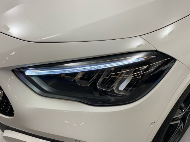 Mercedes-Benz GLA 200 D - 13