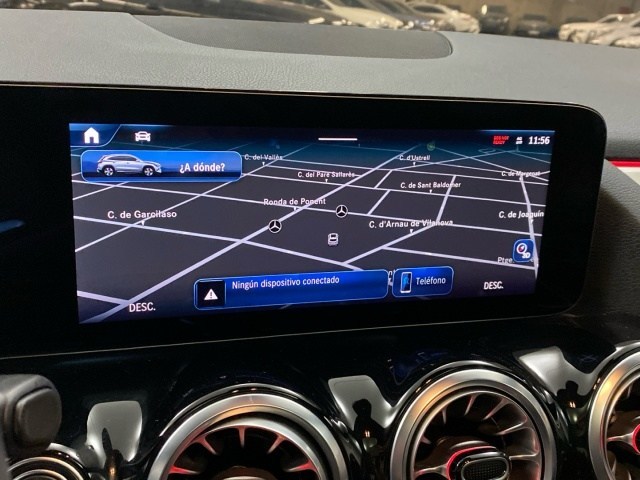 Mercedes-Benz GLA 200 D - 16