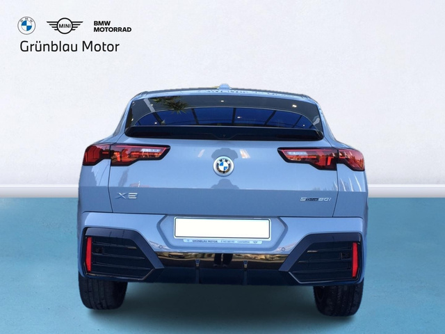 BMW X2 sDrive20i color Gris. Año 2025. 125KW(170CV). Gasolina. En concesionario Grünblau Motor (Bmw y Mini) de Cantabria