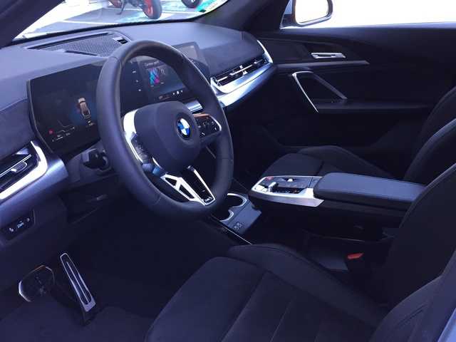BMW X2 sDrive20i color Gris. Año 2025. 125KW(170CV). Gasolina. En concesionario Grünblau Motor (Bmw y Mini) de Cantabria