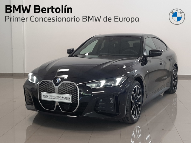 BMW i4 eDrive35 color Negro. Año 2025. 210KW(286CV). Eléctrico. En concesionario Automoviles Bertolin, S.L. de Valencia