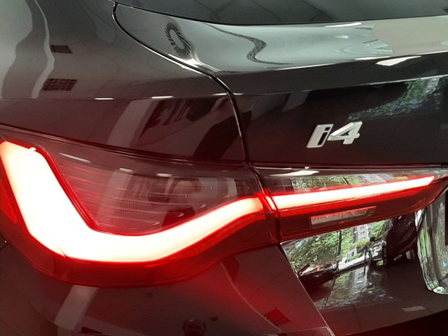 BMW i4 eDrive35 color Negro. Año 2025. 210KW(286CV). Eléctrico. En concesionario Automoviles Bertolin, S.L. de Valencia