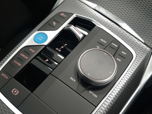 BMW i4 eDrive35 color Negro. Año 2025. 210KW(286CV). Eléctrico. En concesionario Automoviles Bertolin, S.L. de Valencia