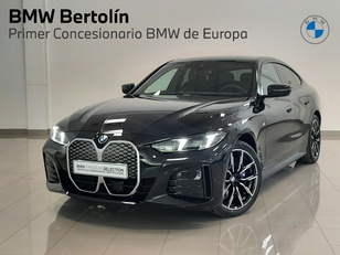 Fotos de BMW i4 eDrive35 color Negro. Año 2025. 210KW(286CV). Eléctrico. En concesionario Automoviles Bertolin, S.L. de Valencia
