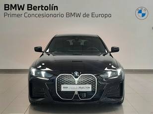 Fotos de BMW i4 eDrive35 color Negro. Año 2025. 210KW(286CV). Eléctrico. En concesionario Automoviles Bertolin, S.L. de Valencia