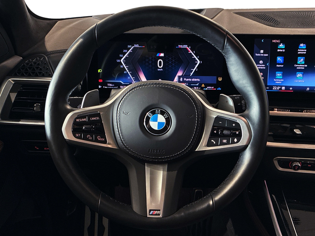 BMW X7 xDrive40d color Marrón. Año 2024. 259KW(352CV). Diésel. En concesionario BMW Marcos Automoción de Valencia