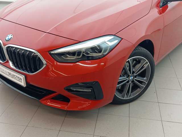 BMW Serie 2 220i Gran Coupe color Rojo. Año 2021. 131KW(178CV). Gasolina. En concesionario Augusta Aragon S.A. de Zaragoza