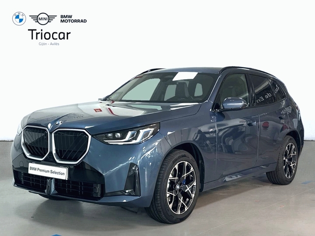 BMW X3 xDrive20d color Azul. Año 2025. 145KW(197CV). Diésel. En concesionario Triocar Gijón (Bmw y Mini) de Asturias