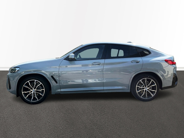 BMW X4 xDrive20d color Gris. Año 2025. 140KW(190CV). Diésel. En concesionario MURCIA PREMIUM S.L. JUAN CARLOS I de Murcia