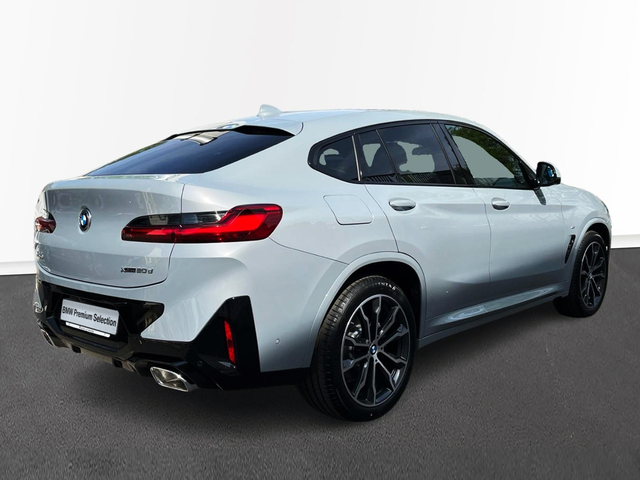 BMW X4 xDrive20d color Gris. Año 2025. 140KW(190CV). Diésel. En concesionario MURCIA PREMIUM S.L. JUAN CARLOS I de Murcia