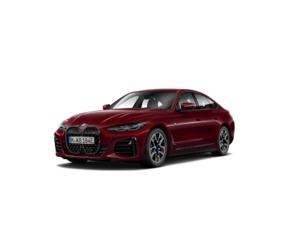 Fotos de BMW i4 eDrive40 color Rojo. Año 2024. 250KW(340CV). Eléctrico. En concesionario San Pablo Motor | Su Eminencia de Sevilla