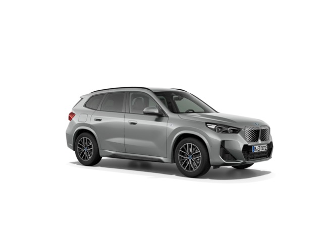 BMW iX1 eDrive20 color Gris Plata. Año 2025. 150KW(204CV). Eléctrico. En concesionario Oliva Motor Tarragona de Tarragona